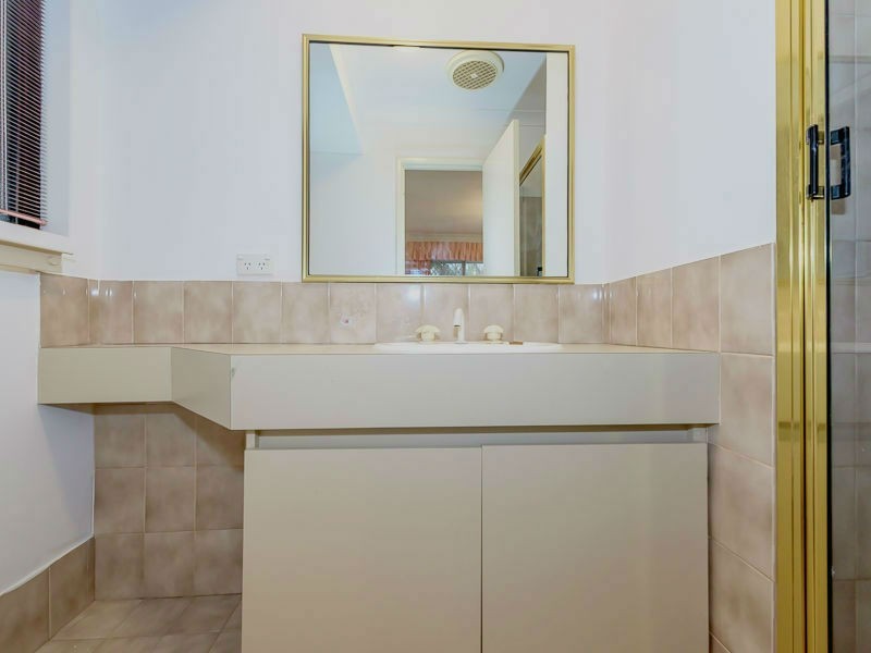 11 Foster Road, Coodanup WA 6210