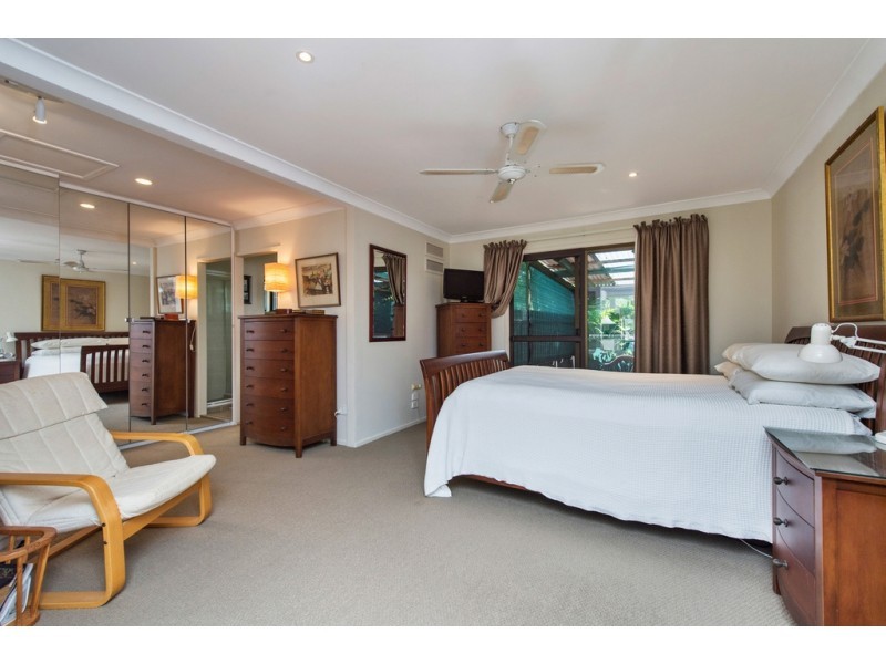 8 Tallawood Road, Coomera QLD 4209