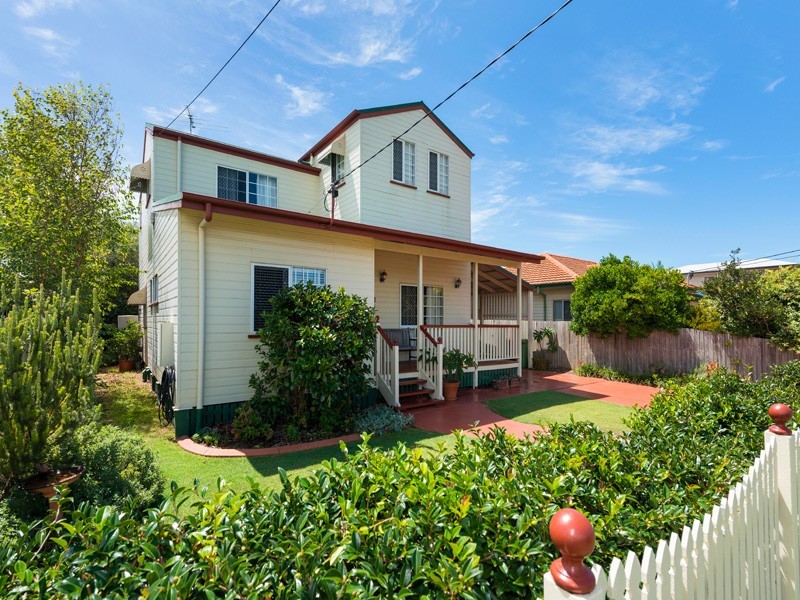 48 Collins Street, Woody Point QLD 4019