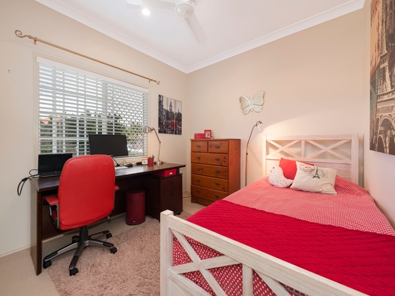 48 Collins Street, Woody Point QLD 4019