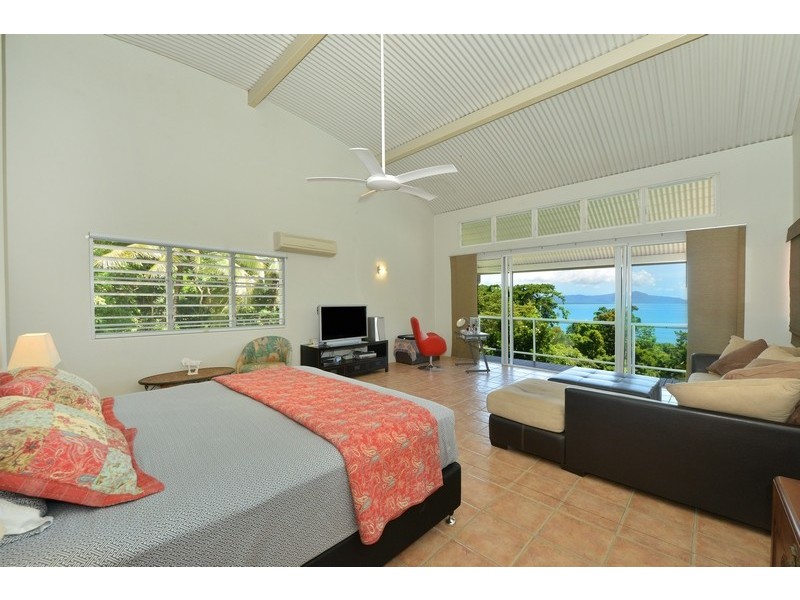 1297 Mossman Daintree Road, Rocky Point QLD 4873