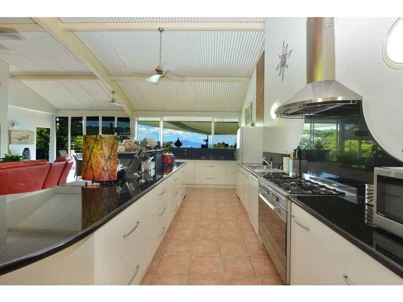1297 Mossman Daintree Road, Rocky Point QLD 4873