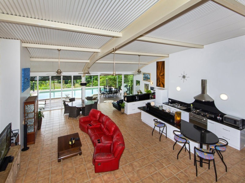 1297 Mossman Daintree Road, Rocky Point QLD 4873