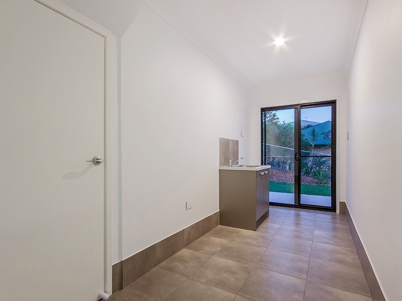 34 Lagoon Crescent, Bellbowrie QLD 4070