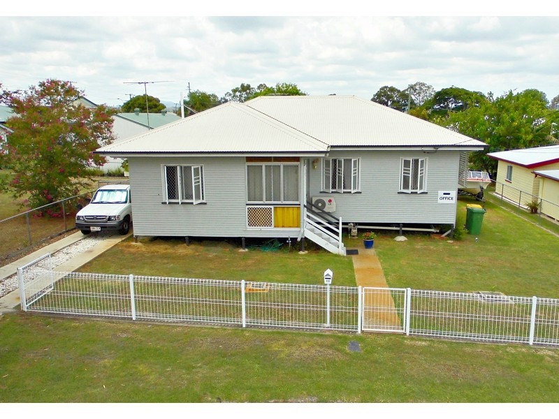11 Shapcott Street, Eastern Heights QLD 4305