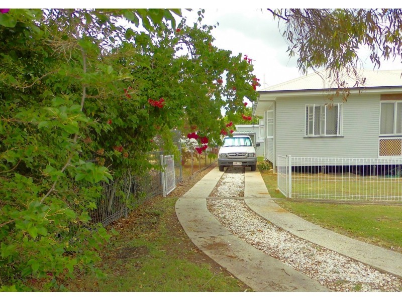 11 Shapcott Street, Eastern Heights QLD 4305