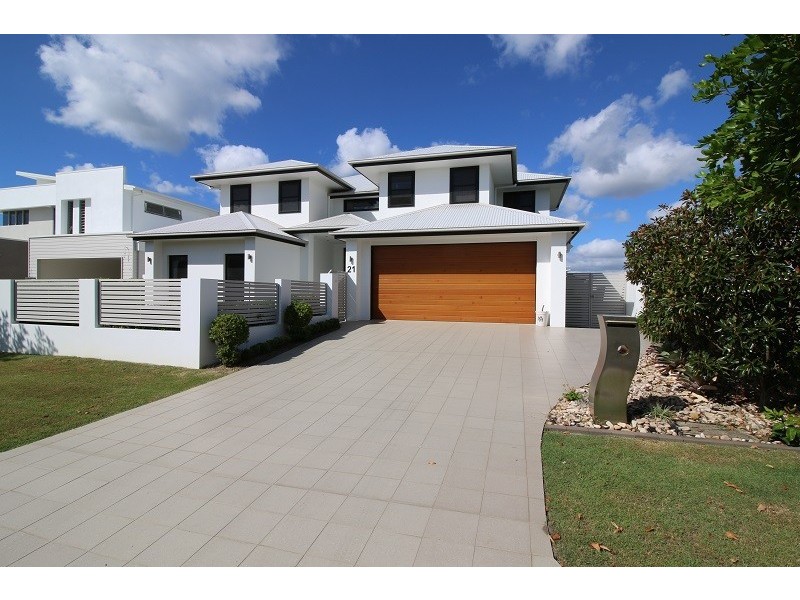 21 Marina Parade, Jacobs Well QLD 4208