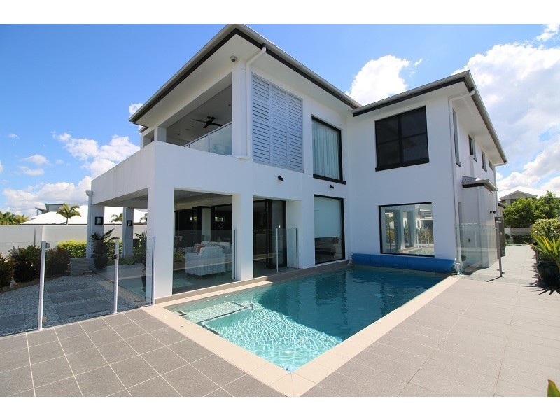 21 Marina Parade, Jacobs Well QLD 4208