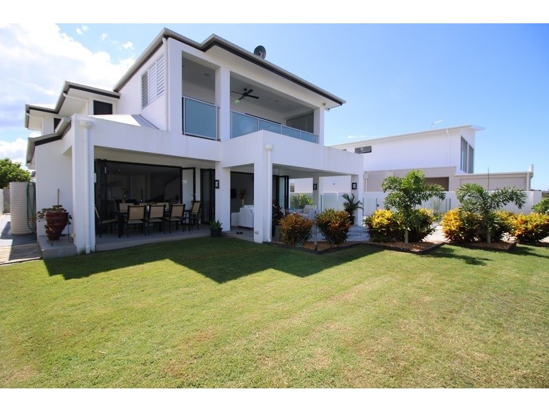 21 Marina Parade, Jacobs Well QLD 4208