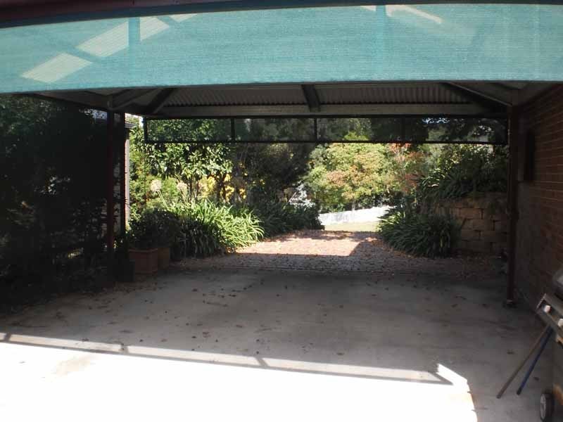 6 Warks Hill Road, Kurrajong Heights NSW 2758