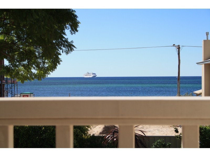 19 Manson Street, Busselton WA 6280