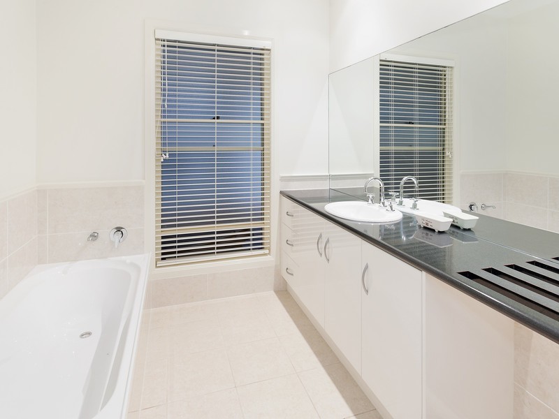 14 Mayfair Lane, Buderim QLD 4556