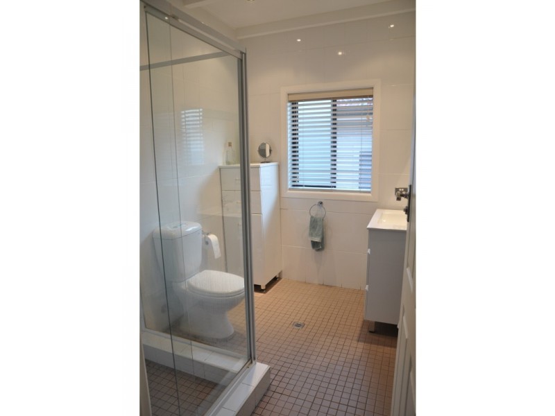 25 Roseanne Avenue, Roselands NSW 2196