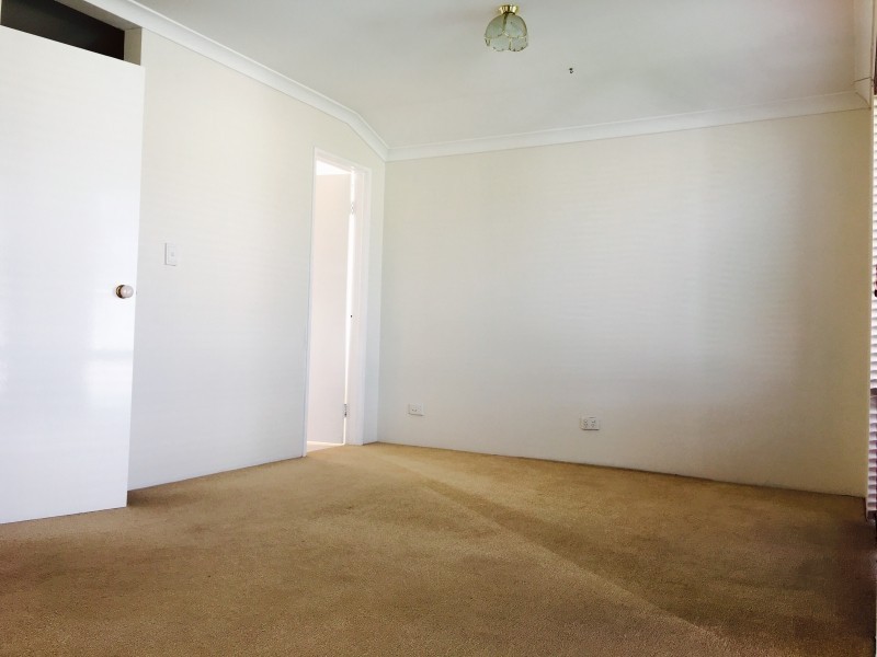 5 Sarah Ann Crescent, Warnbro WA 6169