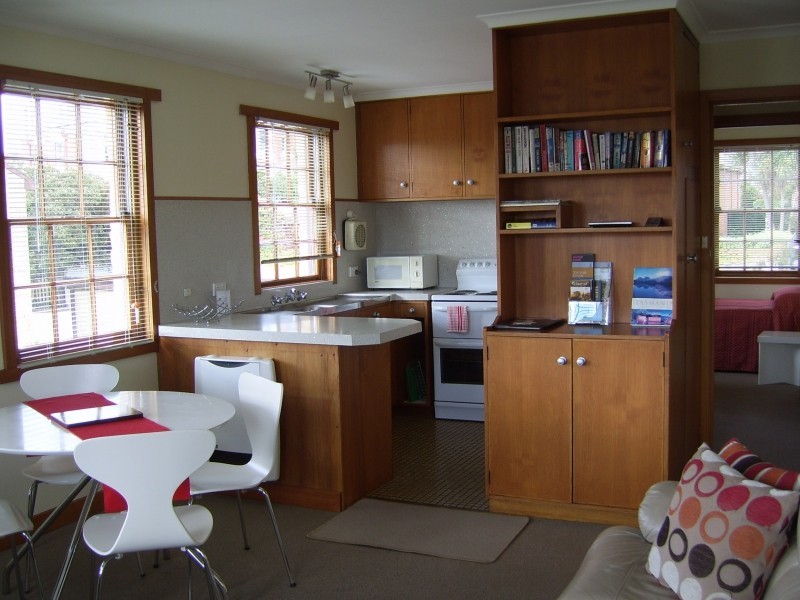 8/4 Colville Street, Battery Point TAS 7004