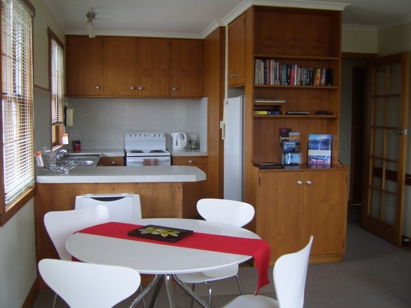 8/4 Colville Street, Battery Point TAS 7004