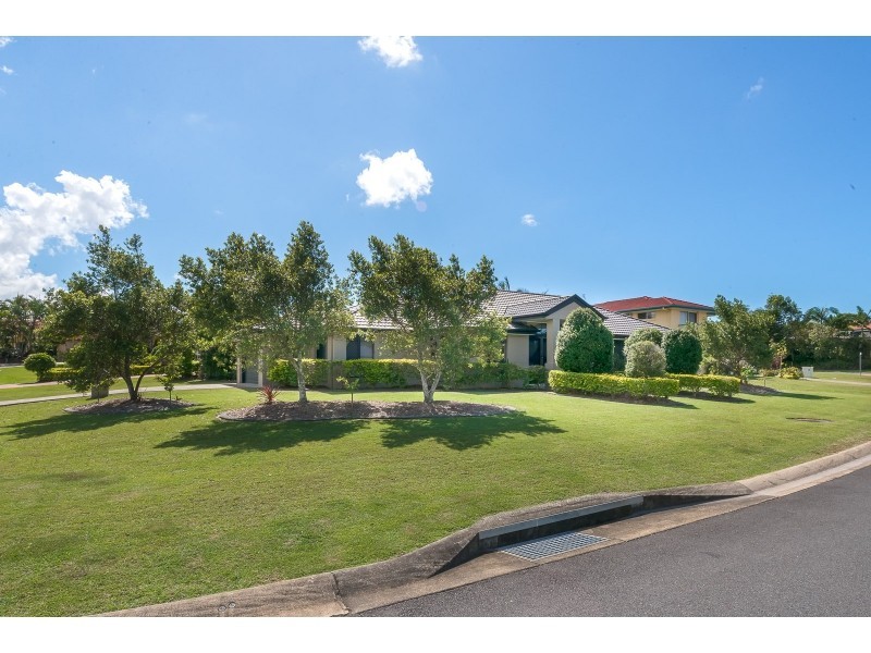 1 Bristol Place, Arundel QLD 4214