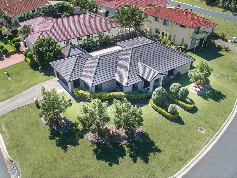 1 Bristol Place, Arundel QLD 4214