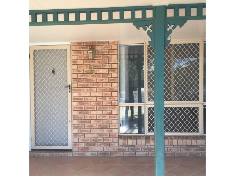 34 Park Avenue, Emerald QLD 4720