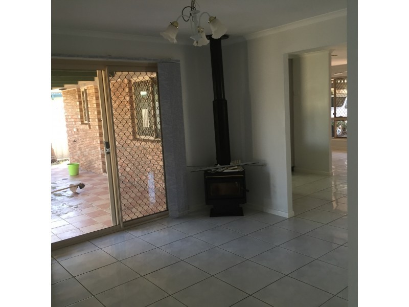 34 Park Avenue, Emerald QLD 4720