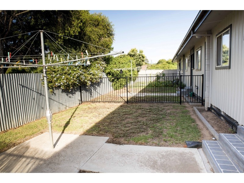 1-5/36 Paterson, Numurkah VIC 3636