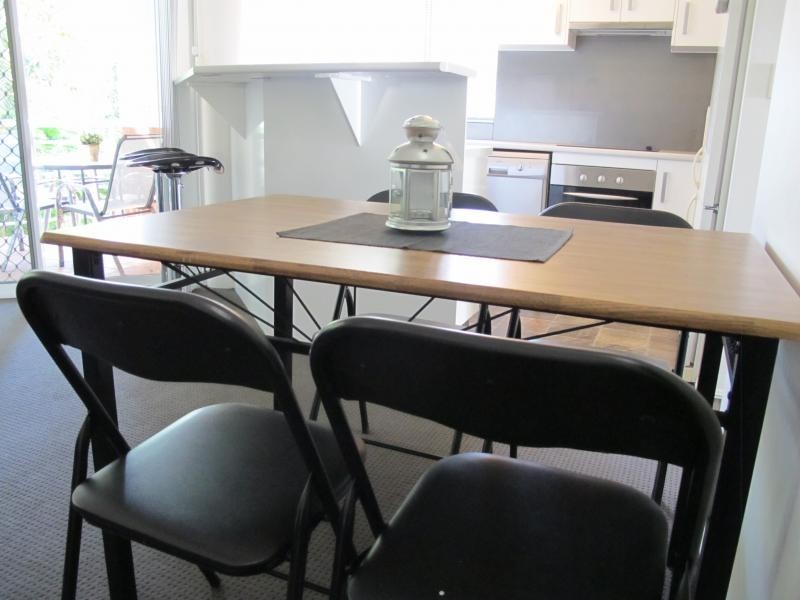 8/77 Sherwood Road, Toowong QLD 4066