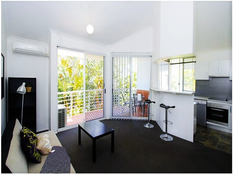 8/77 Sherwood Road, Toowong QLD 4066