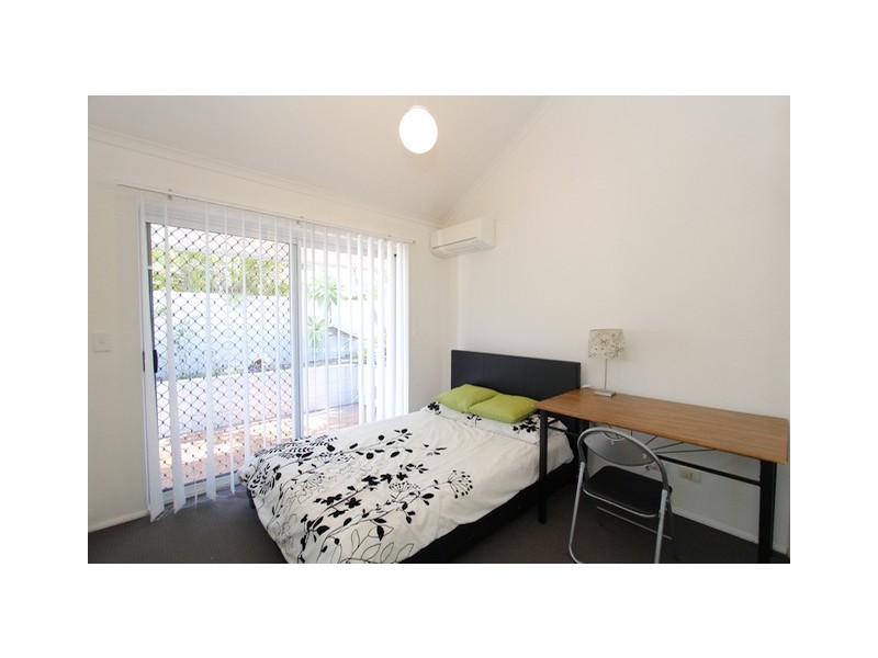 8/77 Sherwood Road, Toowong QLD 4066