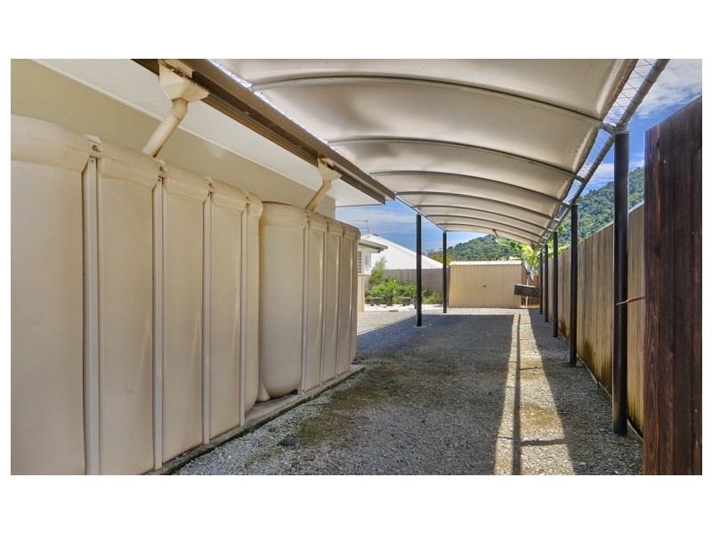 5 Mackerras Street, Redlynch QLD 4870
