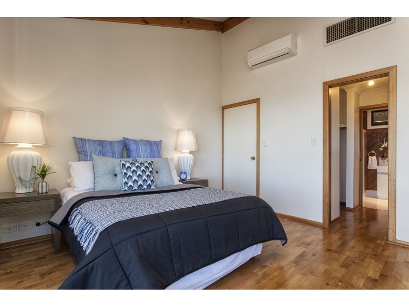 56 Lascelles Parade, Gooseberry Hill WA 6076