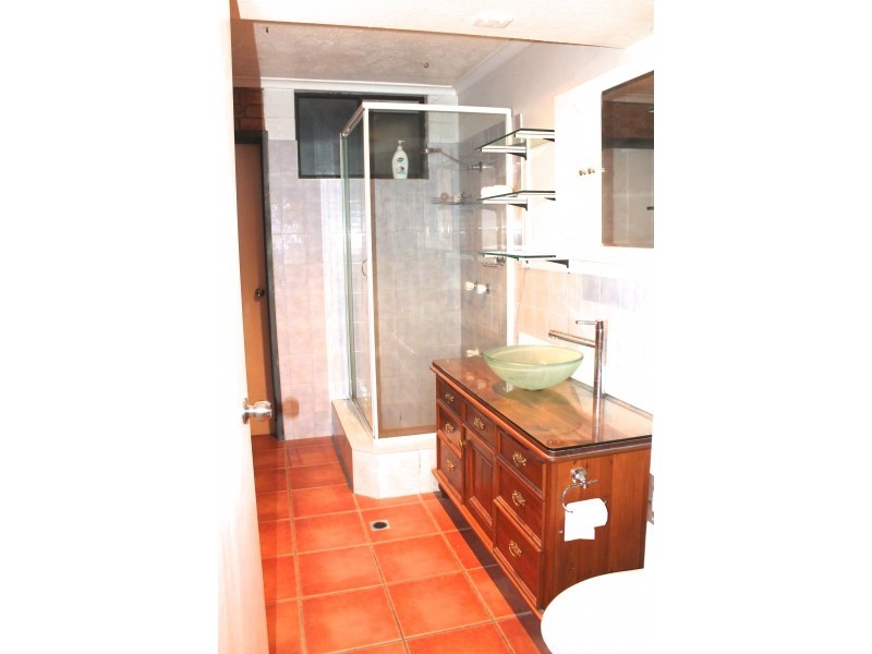 3 Chillagoe Place, Worongary QLD 4213