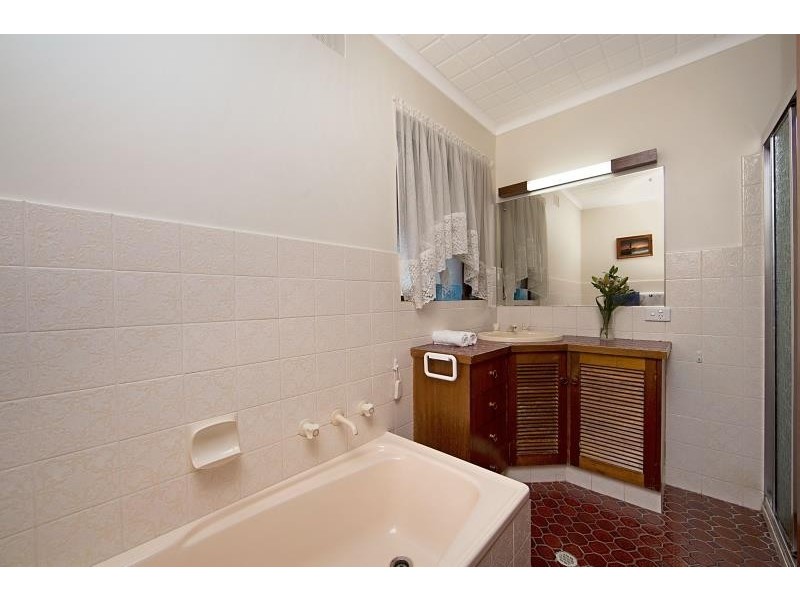 15 Flinders Avenue, Fairview Park SA 5126
