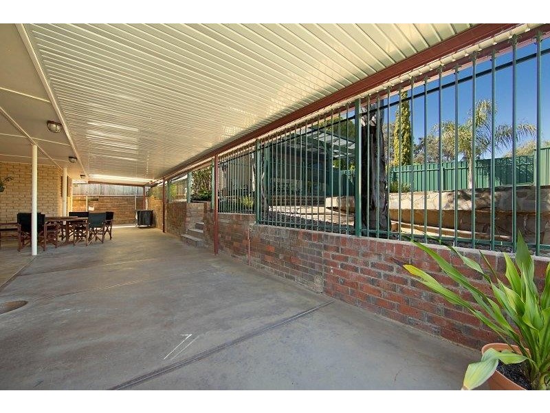 15 Flinders Avenue, Fairview Park SA 5126