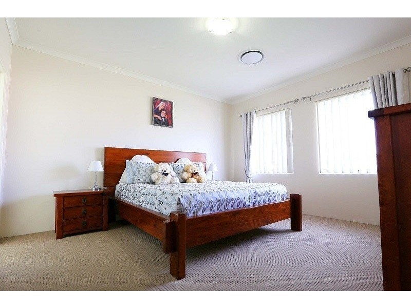 27 Claymore Loop, Dalyellup WA 6230