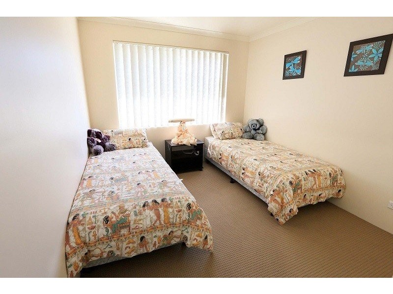 27 Claymore Loop, Dalyellup WA 6230