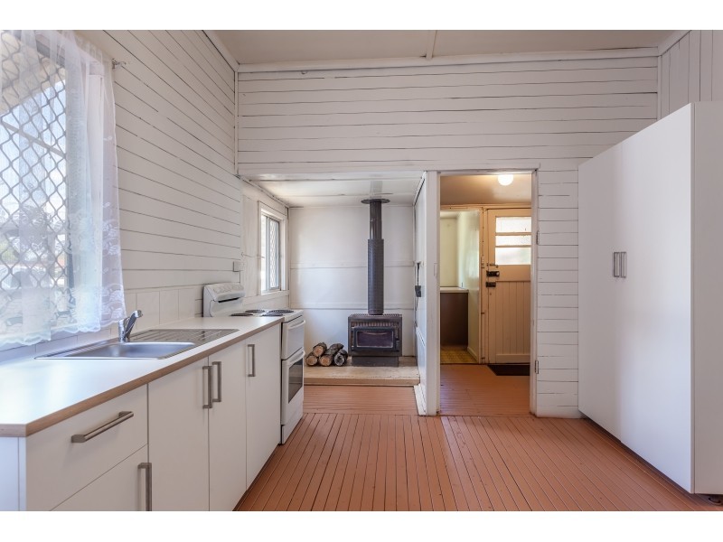 52 Isaac Street, North Toowoomba QLD 4350