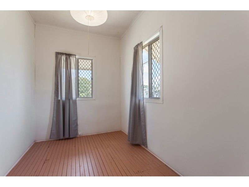 52 Isaac Street, North Toowoomba QLD 4350