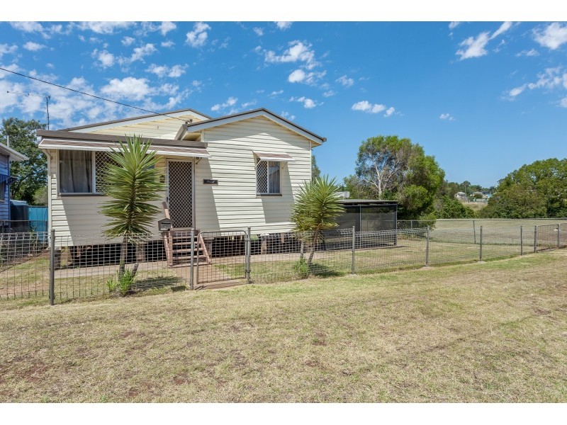52 Isaac Street, North Toowoomba QLD 4350
