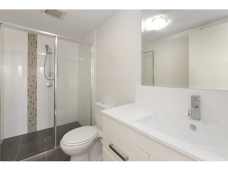 8/17 Duke Street, Nundah QLD 4012