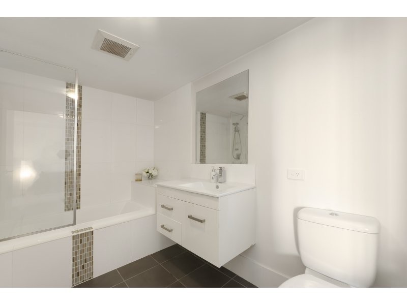 8/17 Duke Street, Nundah QLD 4012