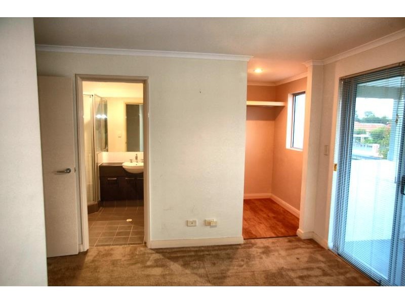 25/5 Bower Drive, Erskine WA 6210