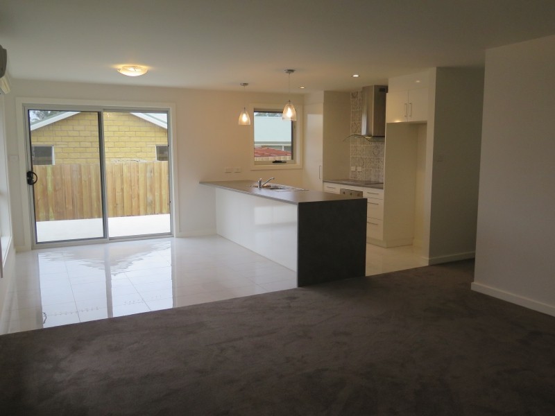 2/49 Corella Drive, Legana TAS 7277