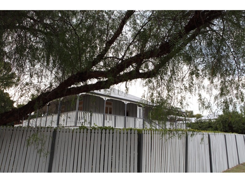 79 Borilla Street, Emerald QLD 4720