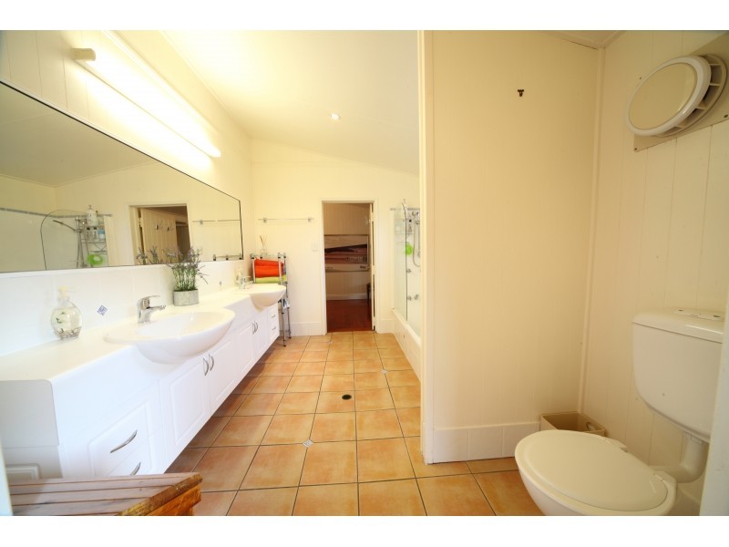 79 Borilla Street, Emerald QLD 4720