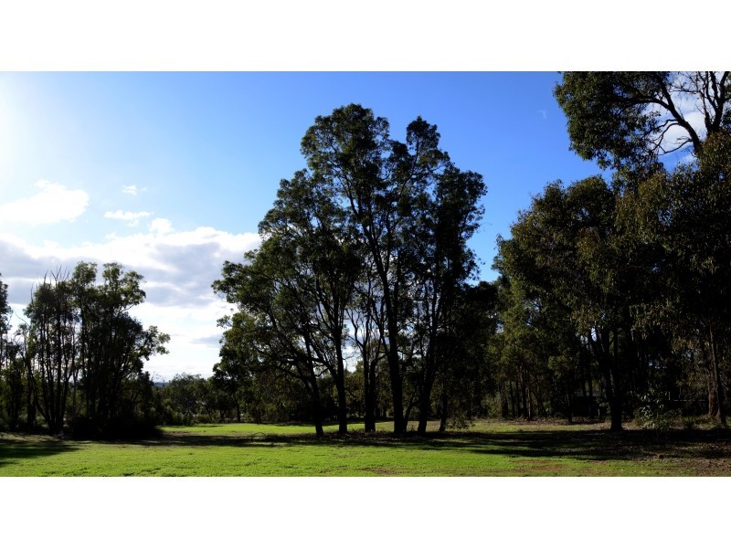 97 Barbarich Drive, Gidgegannup WA 6083