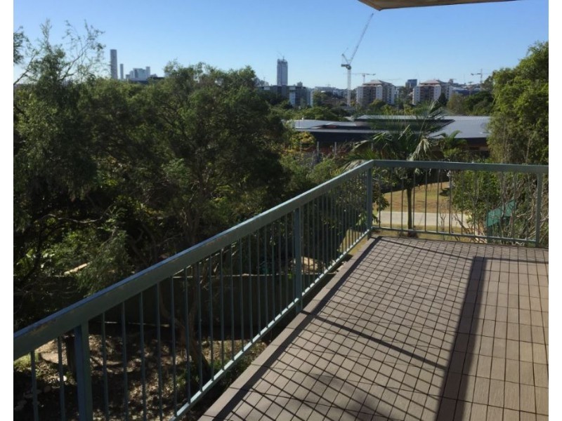 6/36 St Osyth Street, Toowong QLD 4066