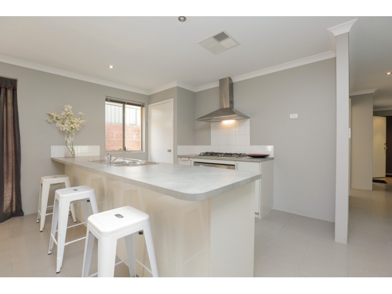 35 Blaxland Terrace, Baldivis WA 6171
