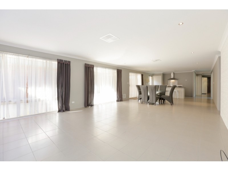 35 Blaxland Terrace, Baldivis WA 6171