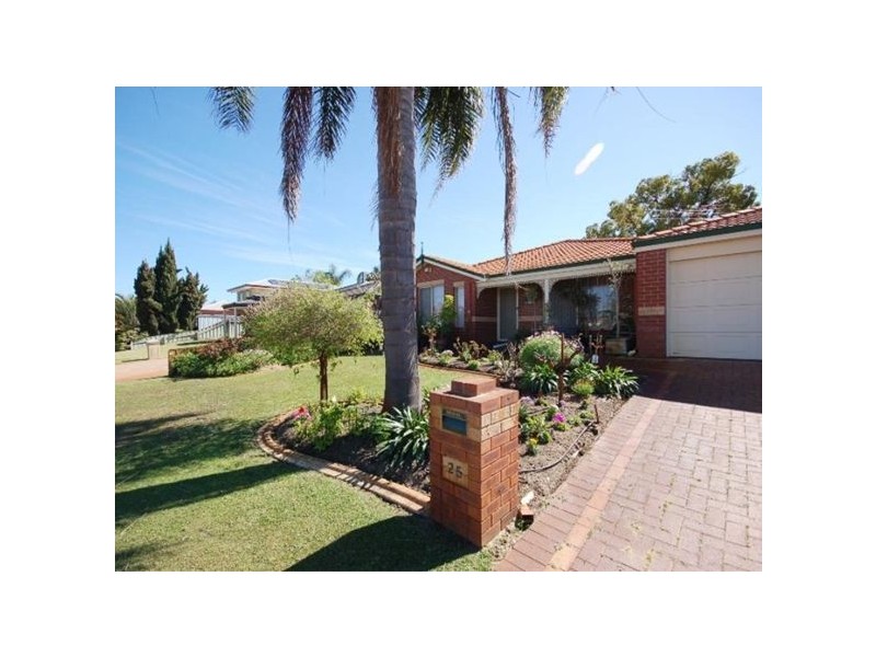 25 Valley Views Drive, Landsdale WA 6065