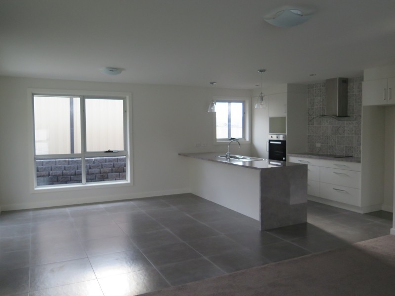 2/2 Brigalow Street, Legana TAS 7277